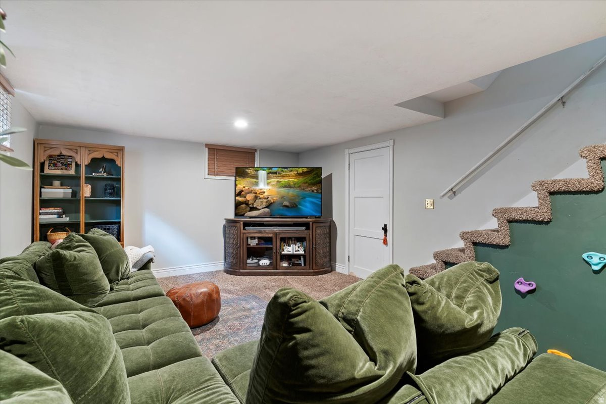 OAK RIDGE ACRES - Residential