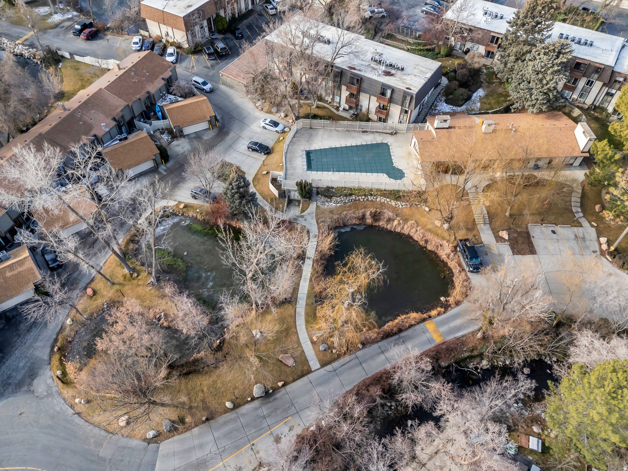 WILLOWS CONDM - Residential