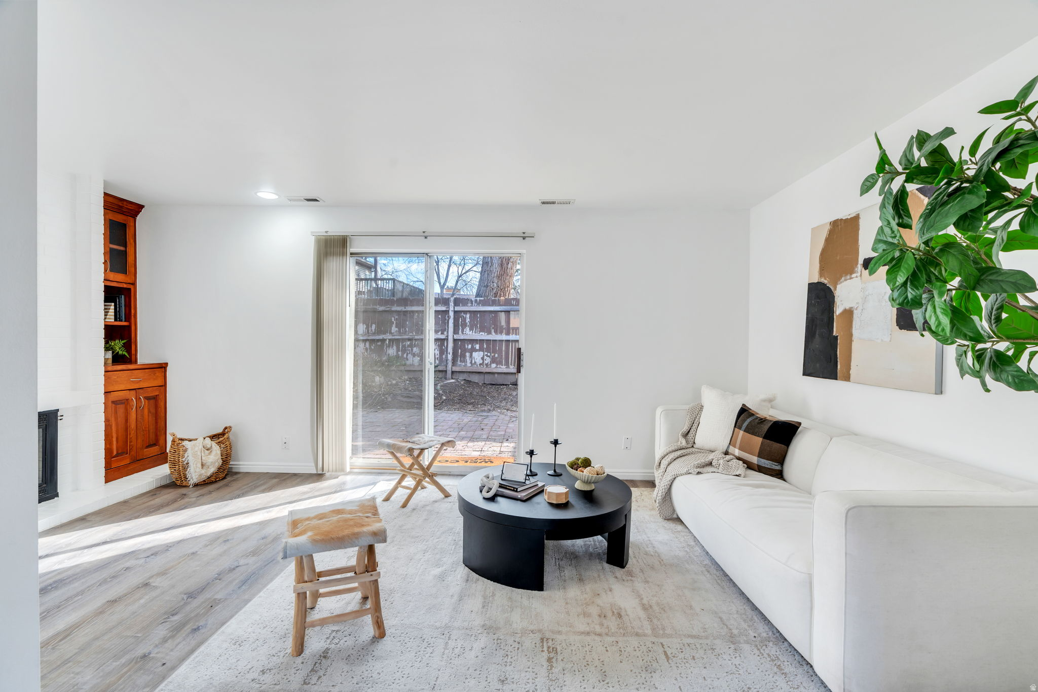 WILLOWS CONDM - Residential