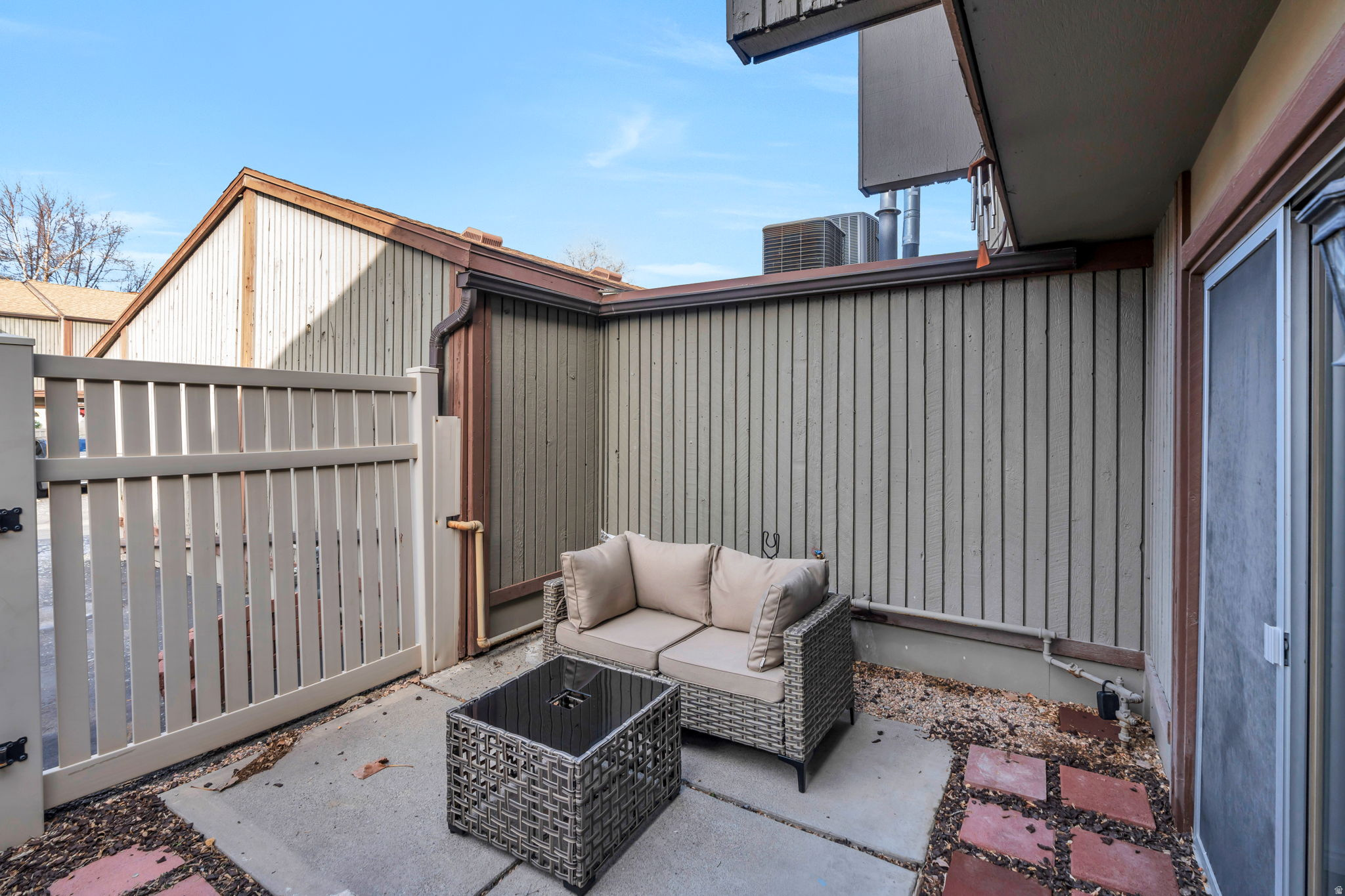 WILLOWS CONDM - Residential