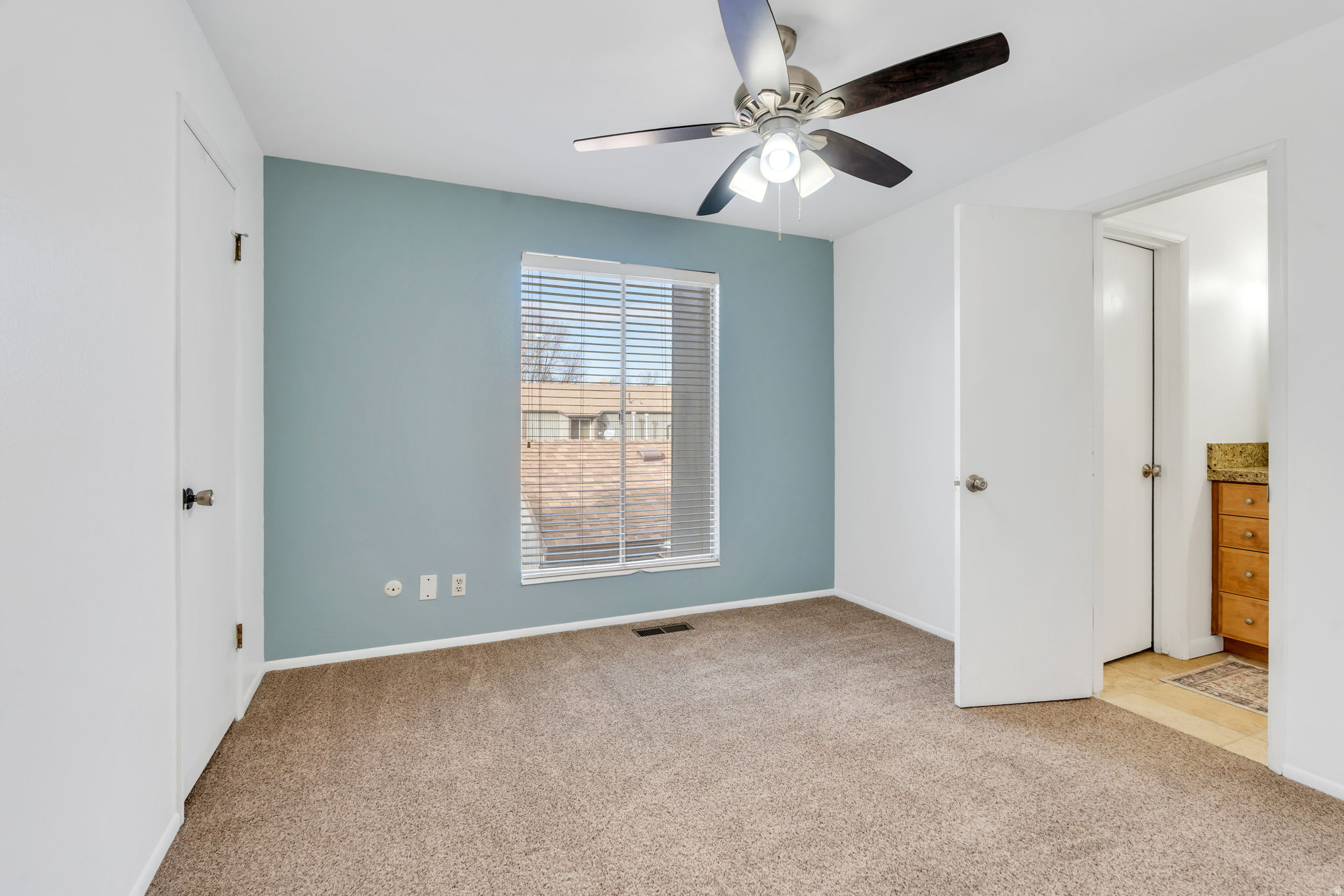 WILLOWS CONDM - Residential