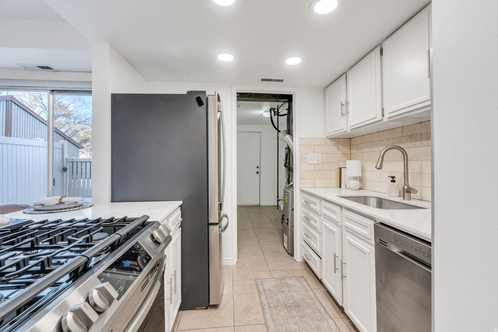 WILLOWS CONDM - Residential