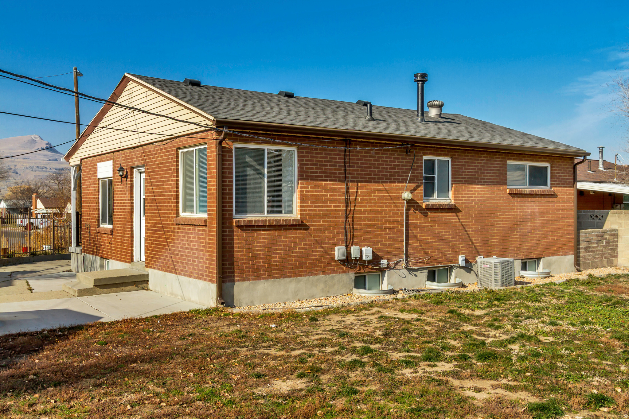 PLEASANT GRE - Residential