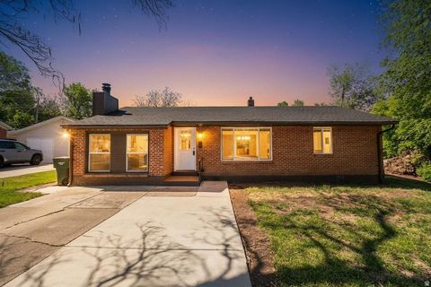 Photo of 1115 E COLLINS BLVD N, Ogden, UT 84404 (MLS # 2155320)