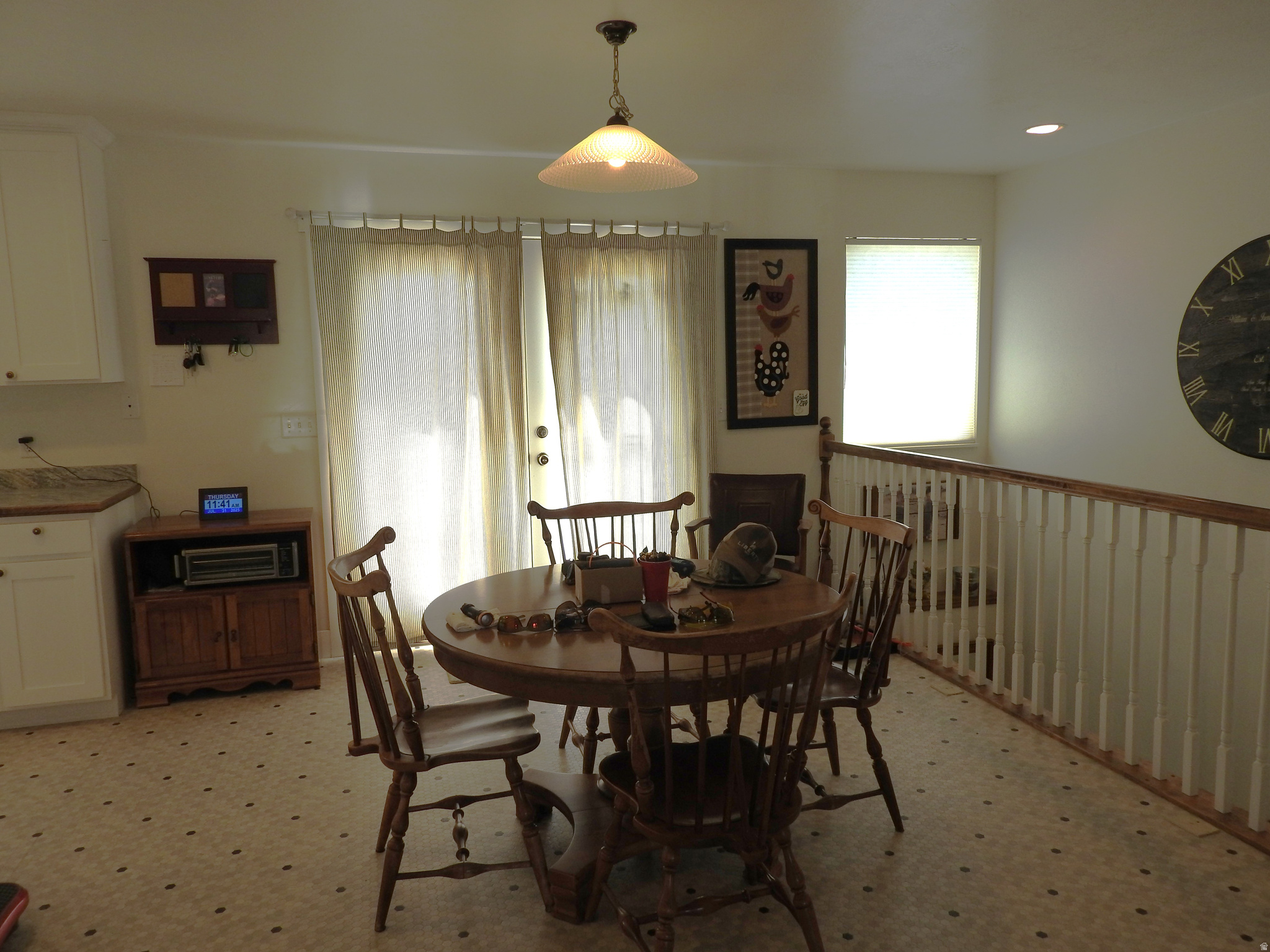 COUNTRY ROAD HAVEN - Residential