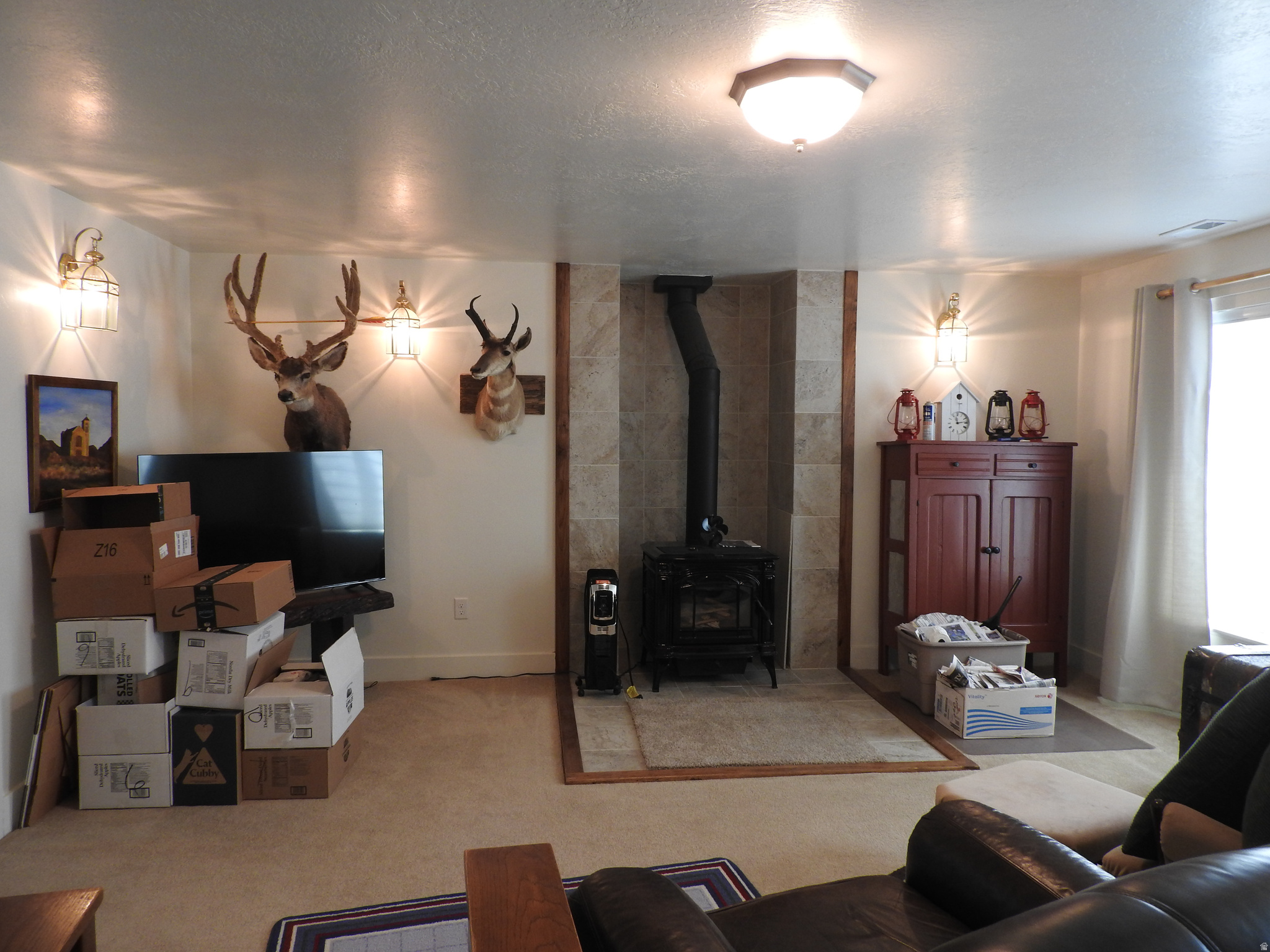 COUNTRY ROAD HAVEN - Residential