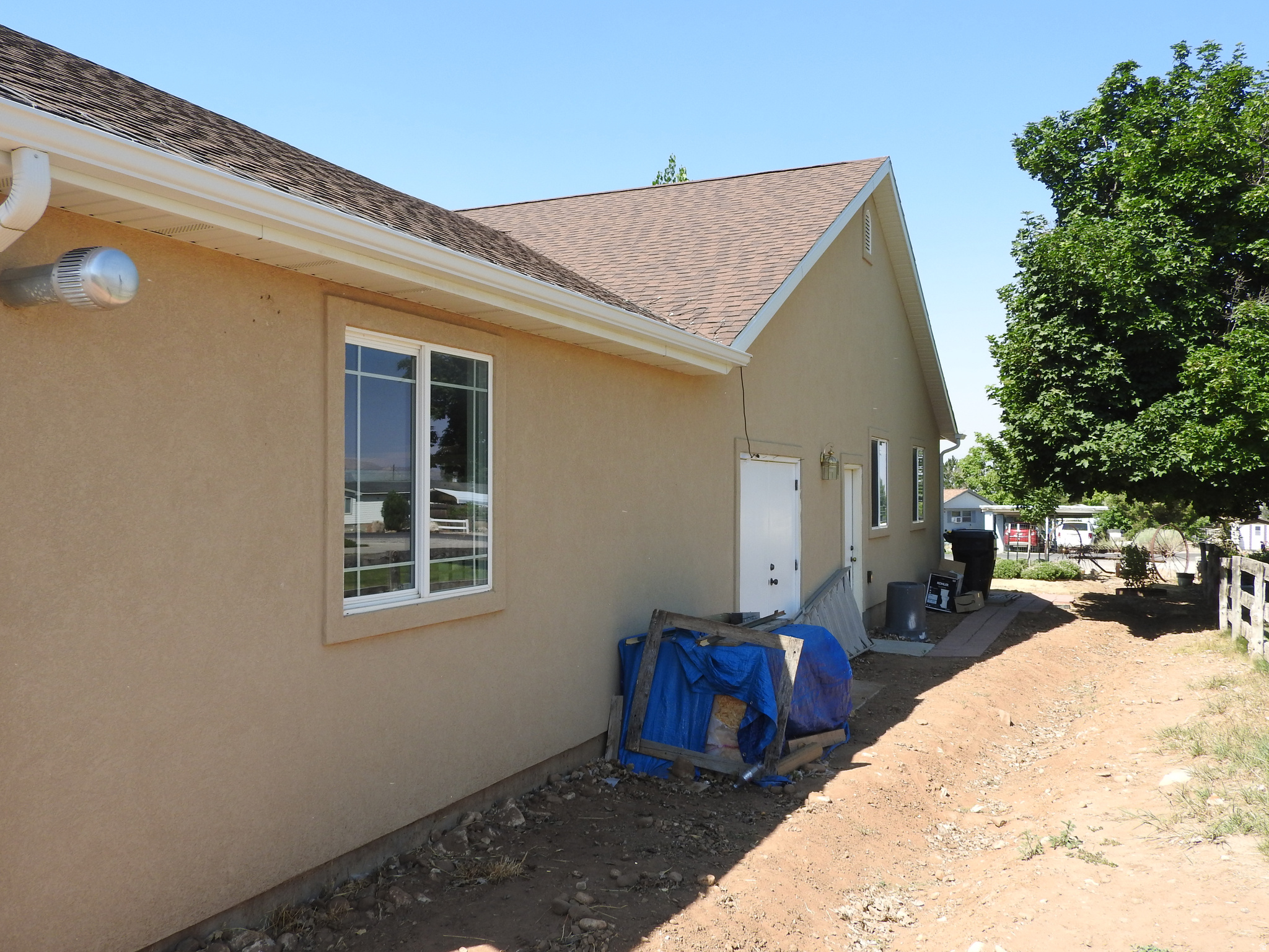 COUNTRY ROAD HAVEN - Residential