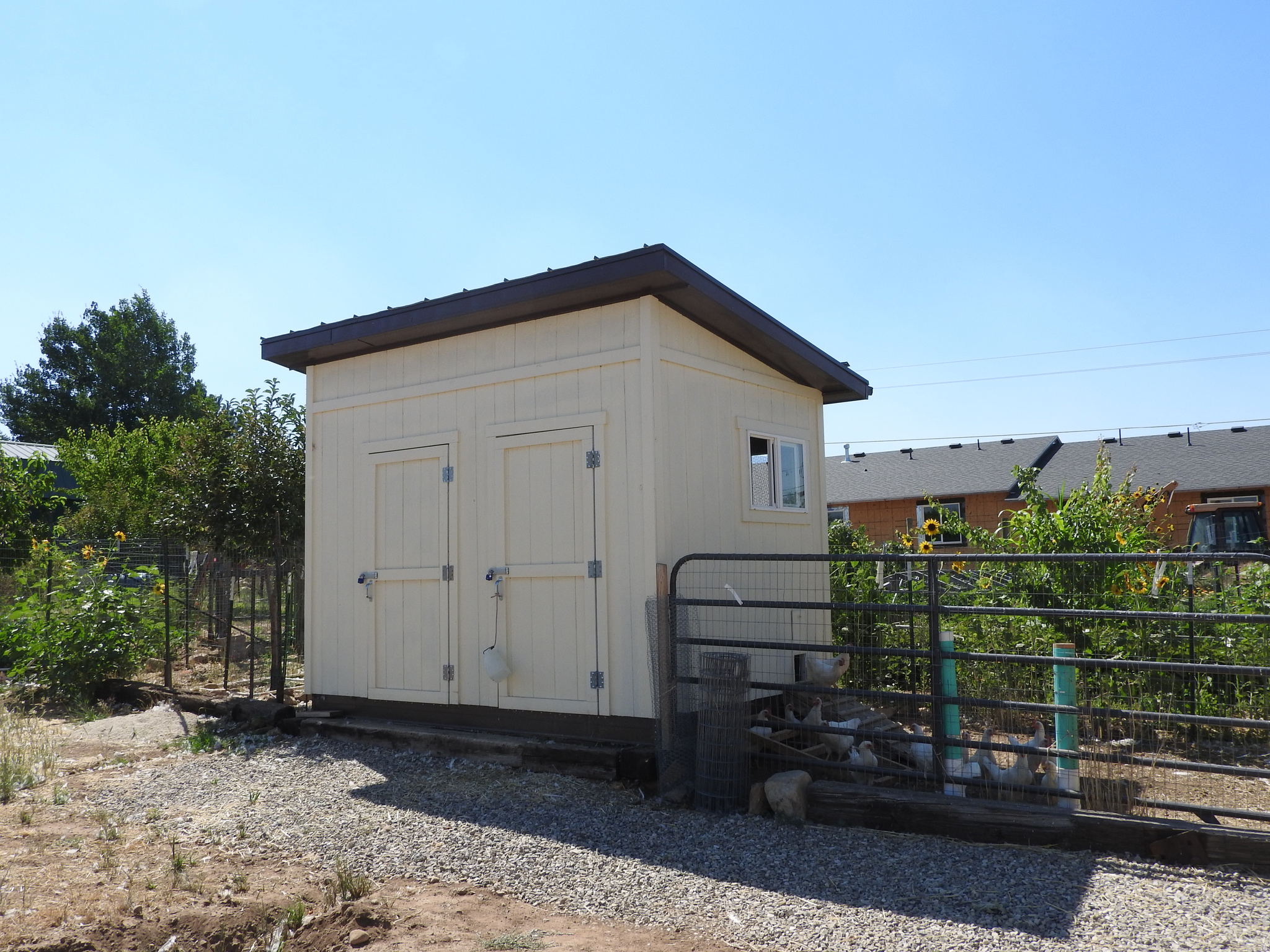 COUNTRY ROAD HAVEN - Residential