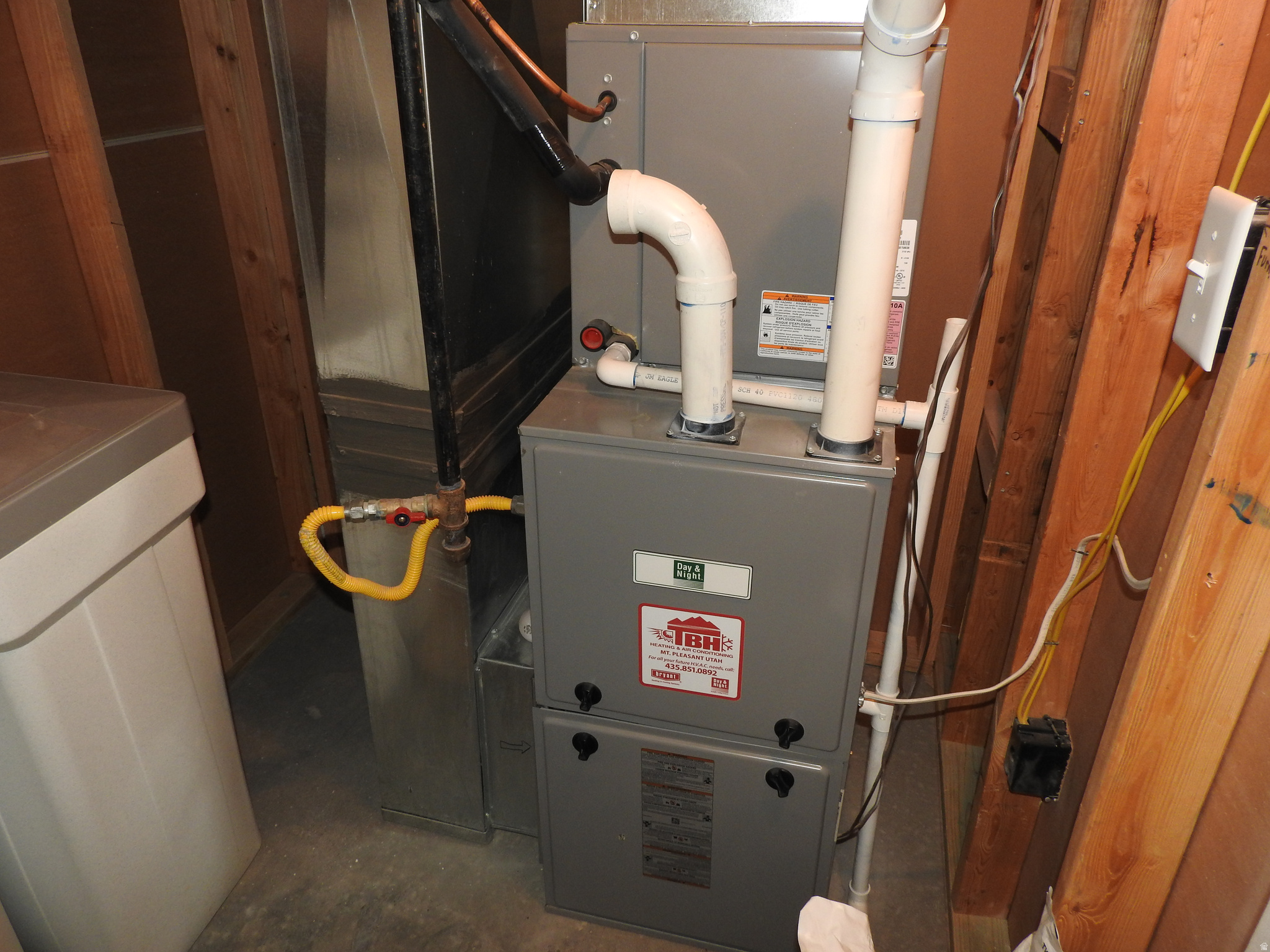 COUNTRY ROAD HAVEN - Residential