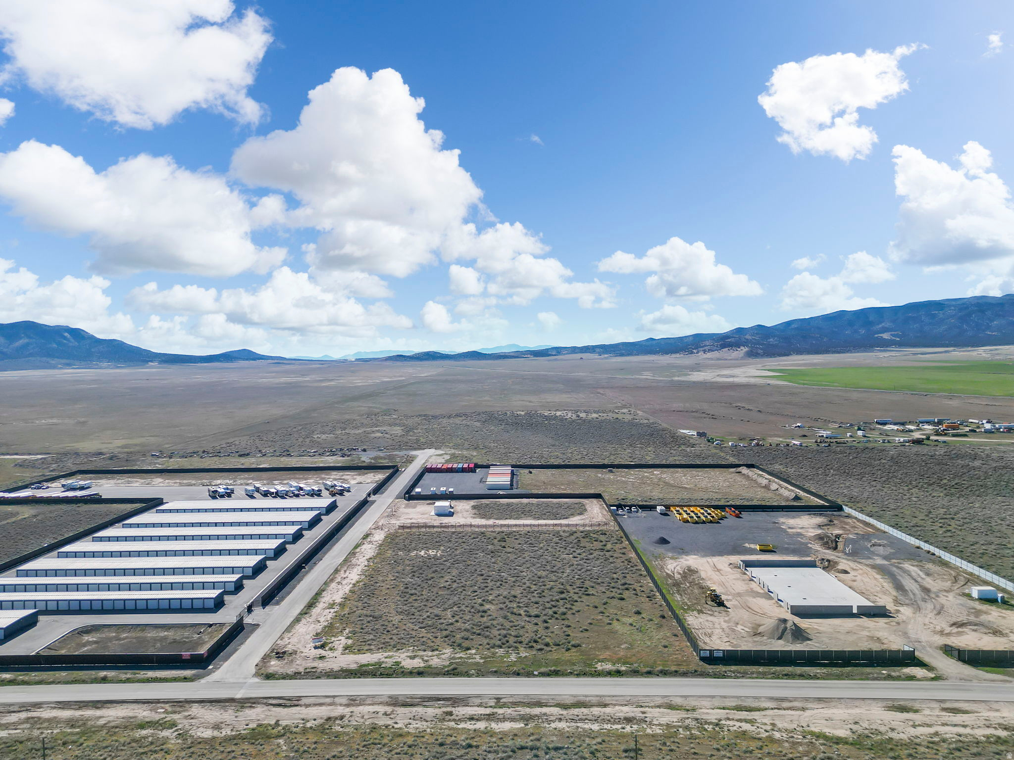 FAIRFIELD INDUSTRIAL PARK BOLINDER - Commercial Sale