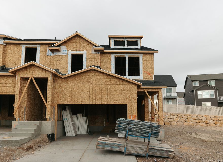 Discover the perfect mix of comfort and convenience with your new townhome at Ridgehorne! This up-and-coming community is part of the beautiful Mt. Saratoga master plan, featuring parks, trails, and expansive open spaces. You'll love the added amenities, including a clubhouse, pool, basketball court, bark park, playgrounds, and more! Plus, Ridgehorne offers easy access to Utah Lake, The Ranches Golf Club, local shopping and dining, and Pioneer Crossing for a smooth commute. Reach out today to learn more or schedule your visit!