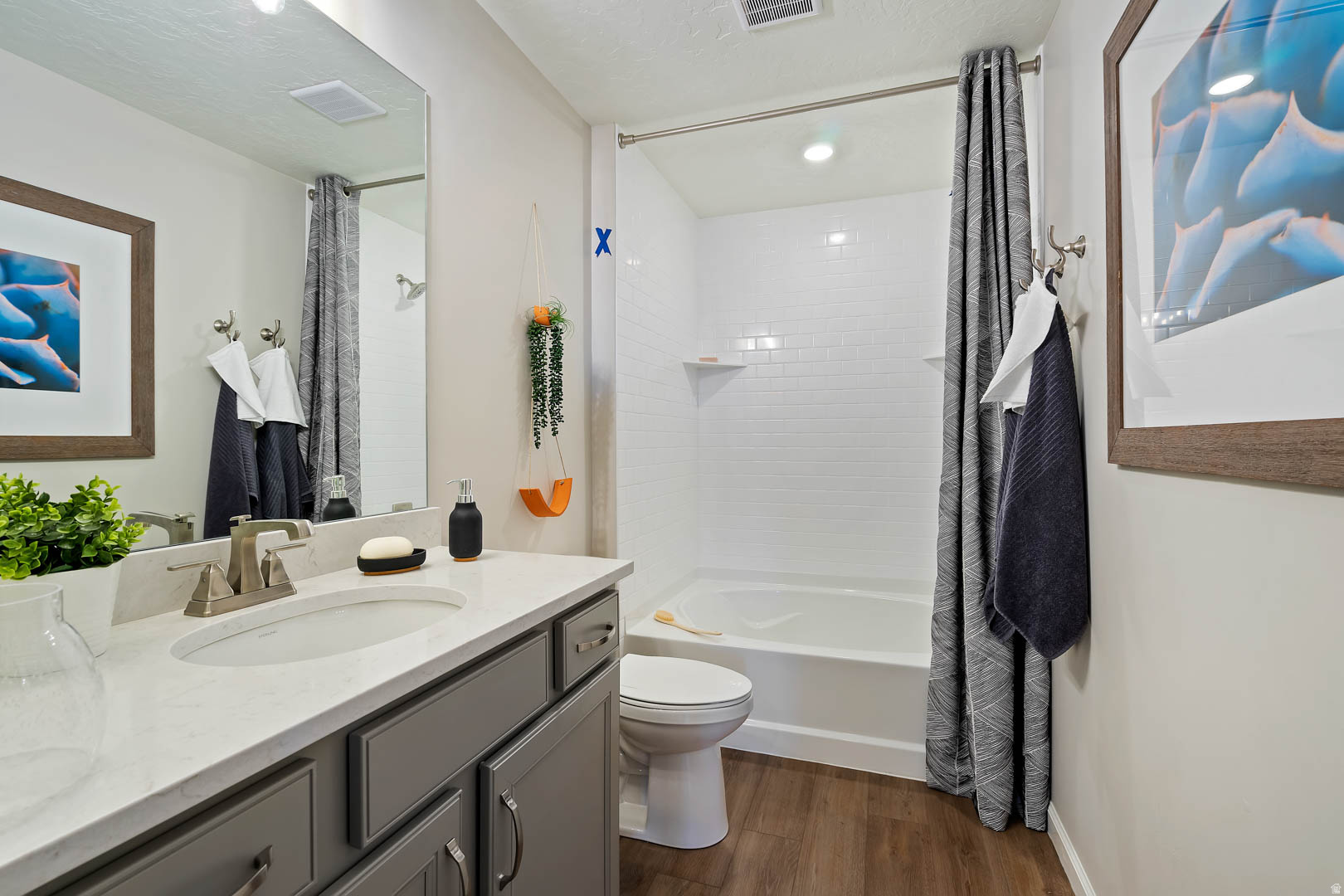 DAYBREAK SPRINGHOUSE - Residential