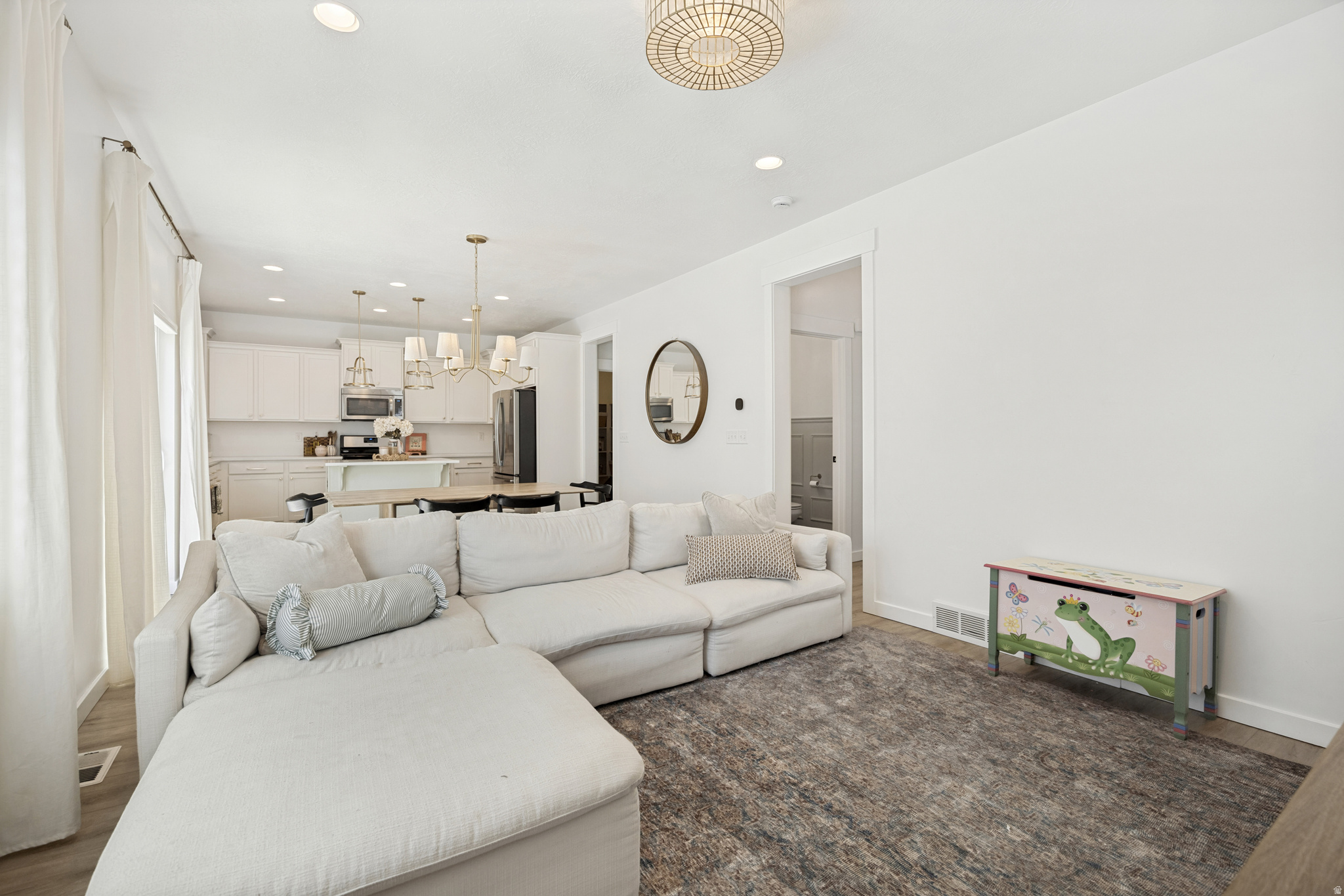 INDEPENDENCE - Residential