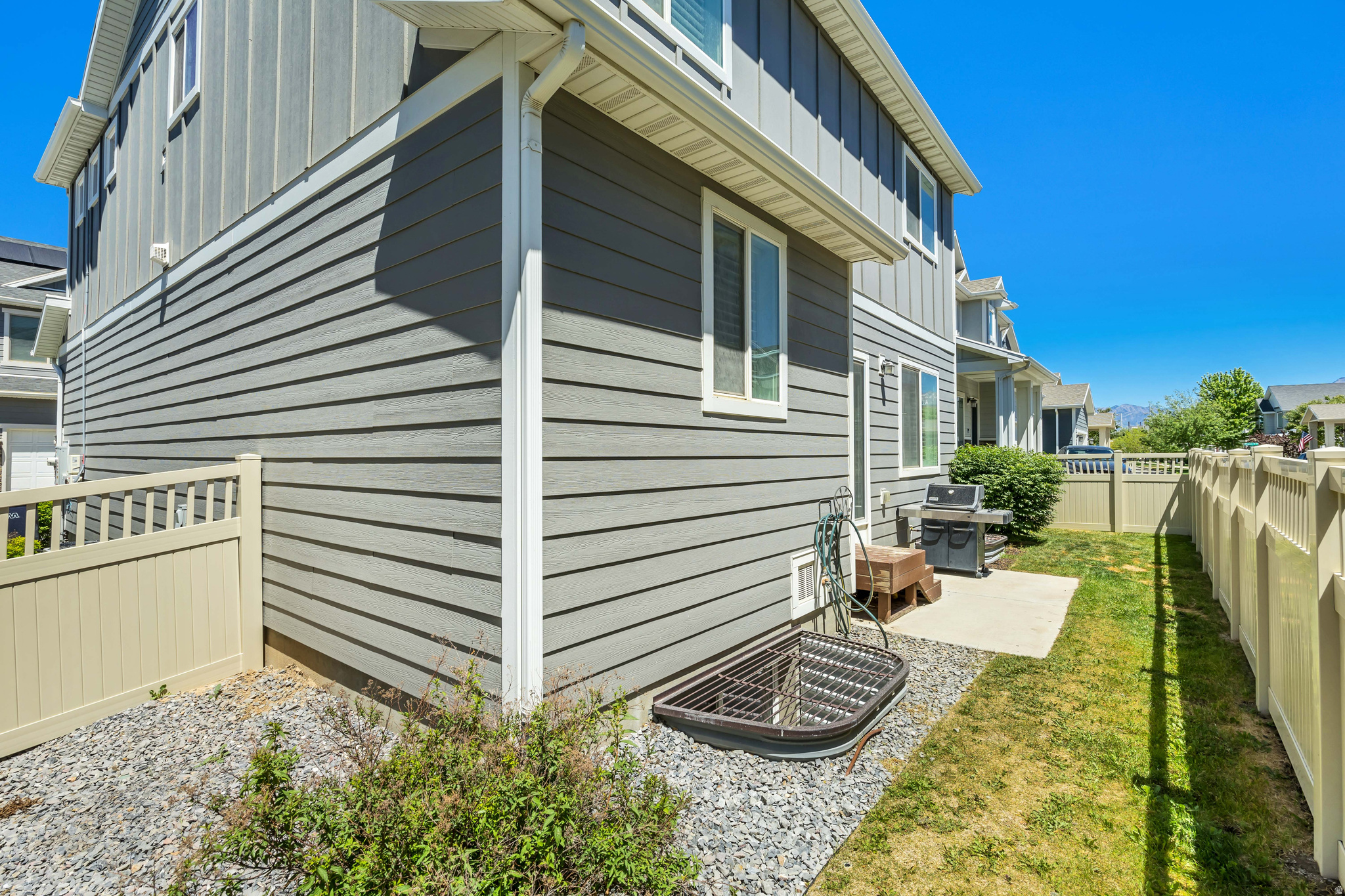 INDEPENDENCE - Residential