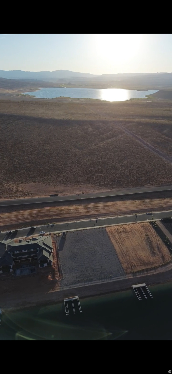 SOUTHERN SHORES - Land