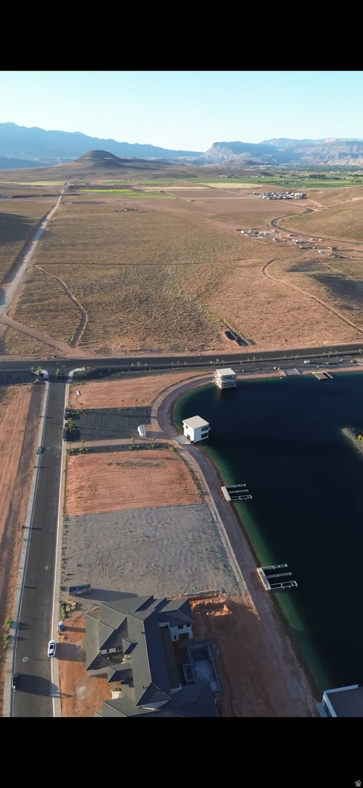 SOUTHERN SHORES - Land