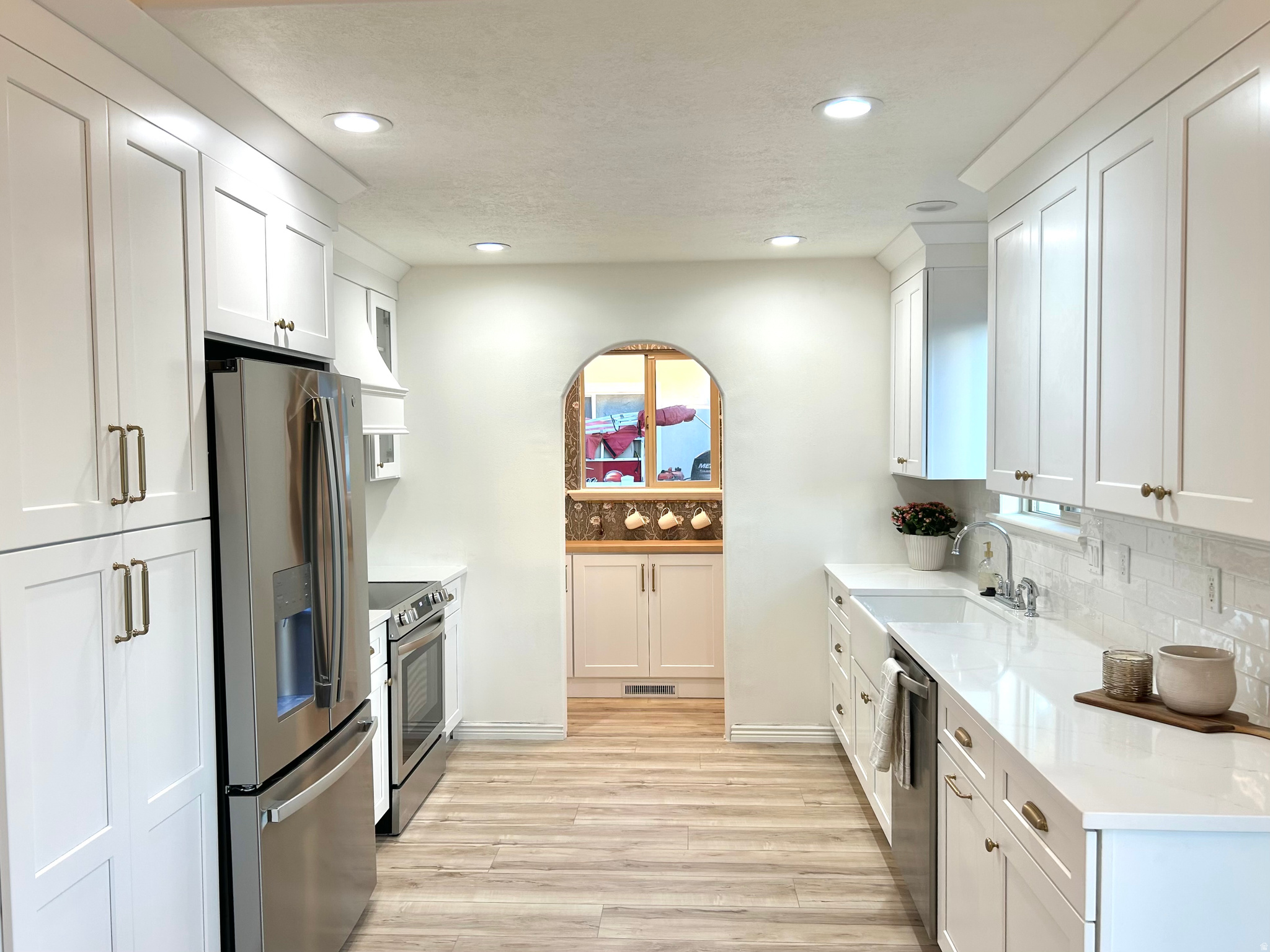 MAPLE MEADOWS - Residential