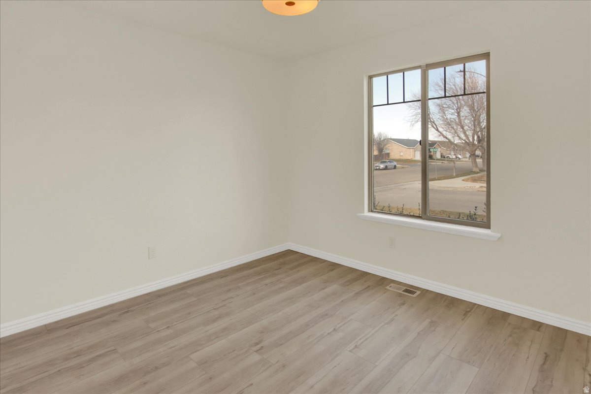 MAPLE MEADOWS - Residential