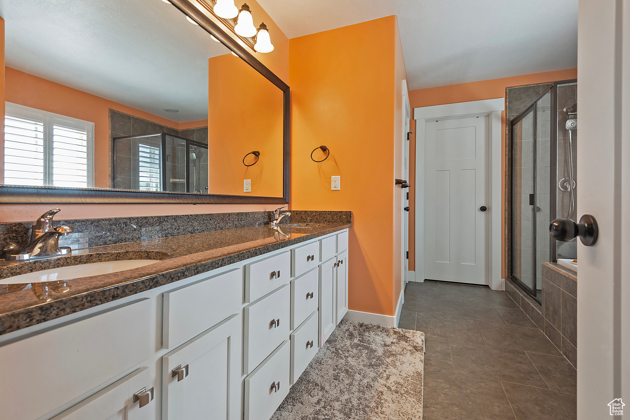 THANKSGIVING MEADOWS - Residential