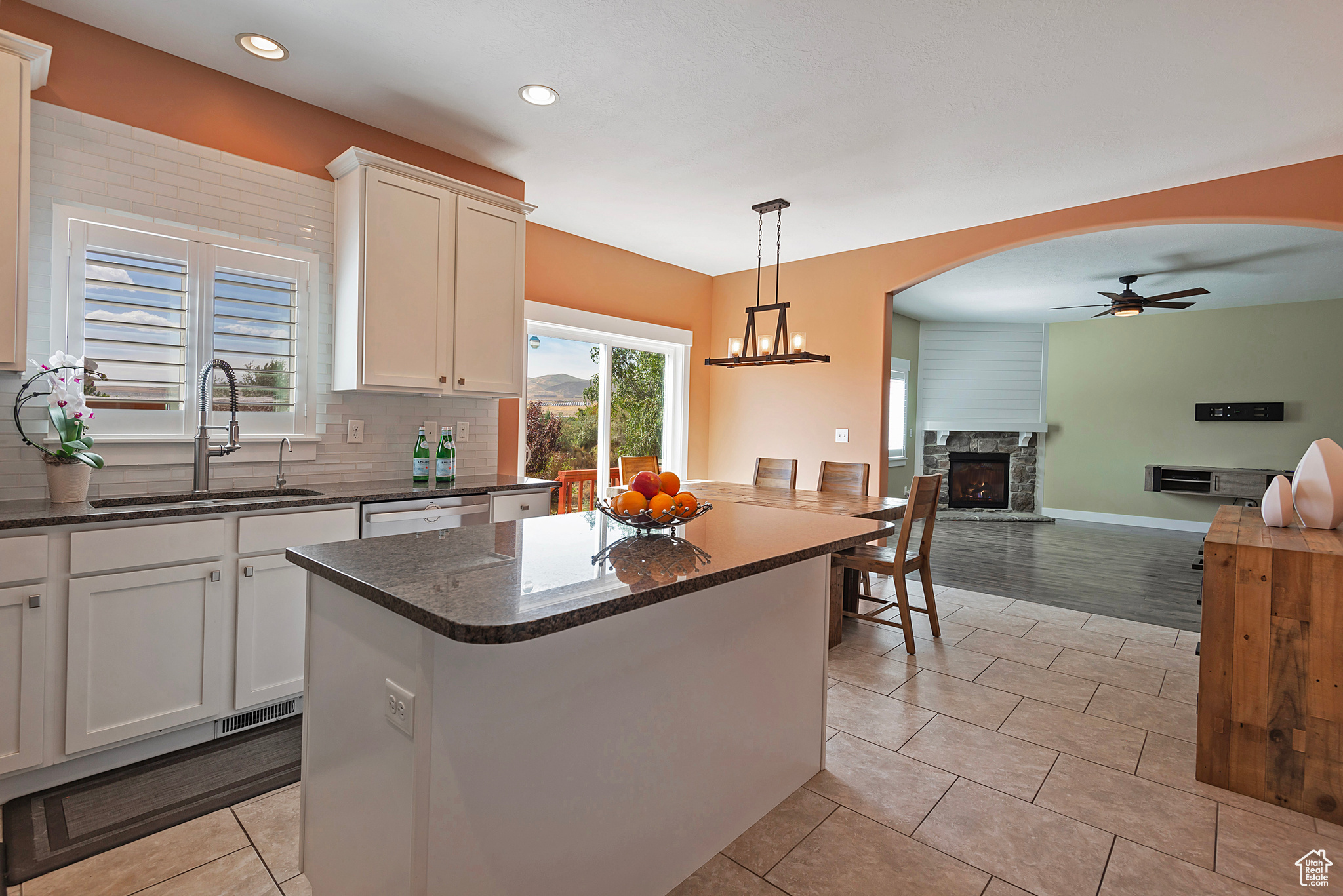 THANKSGIVING MEADOWS - Residential