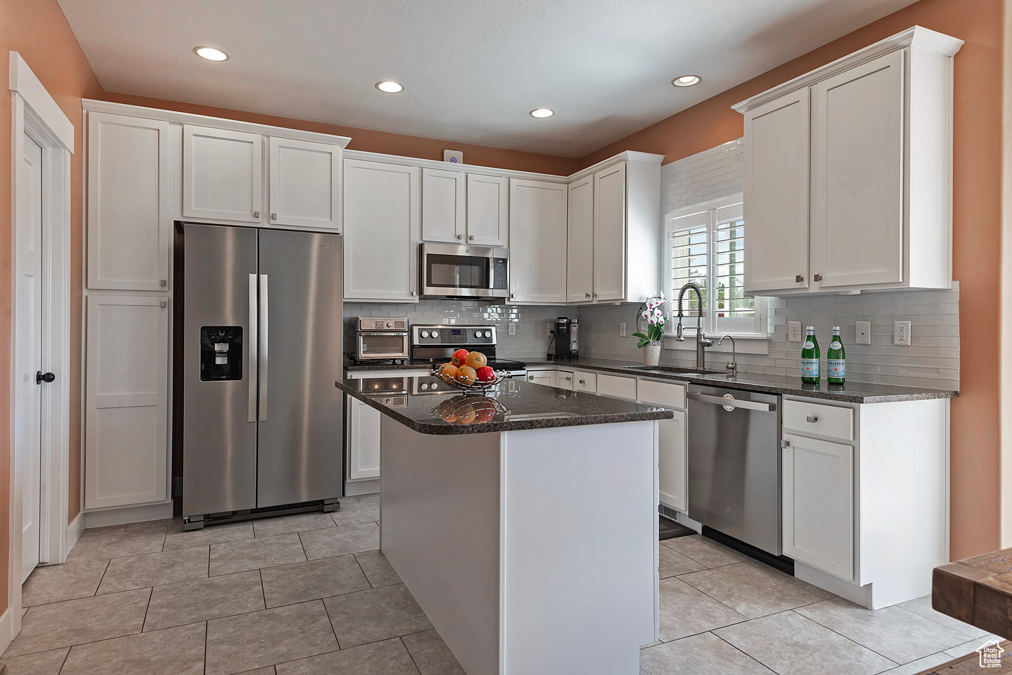 THANKSGIVING MEADOWS - Residential