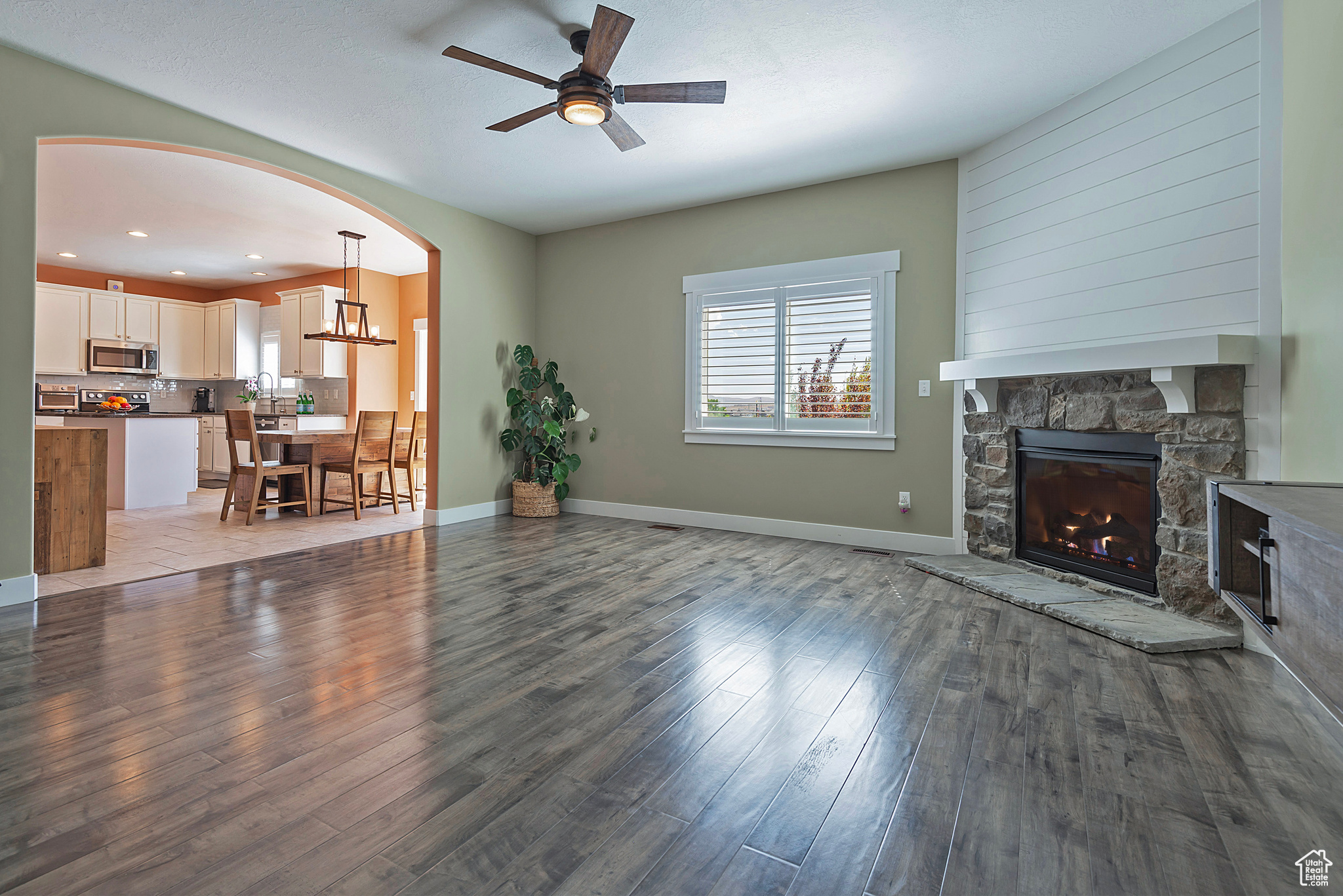 THANKSGIVING MEADOWS - Residential