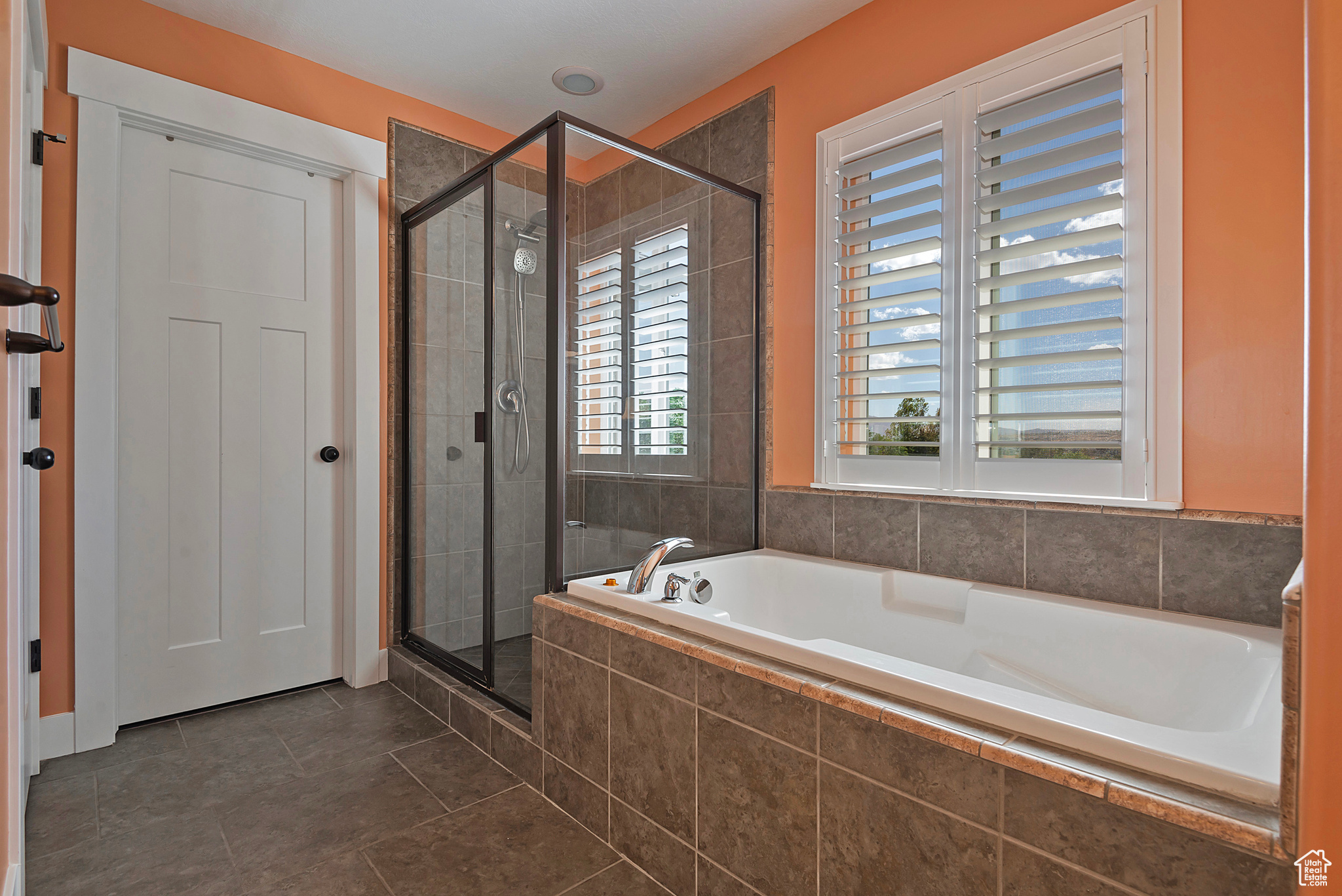 THANKSGIVING MEADOWS - Residential