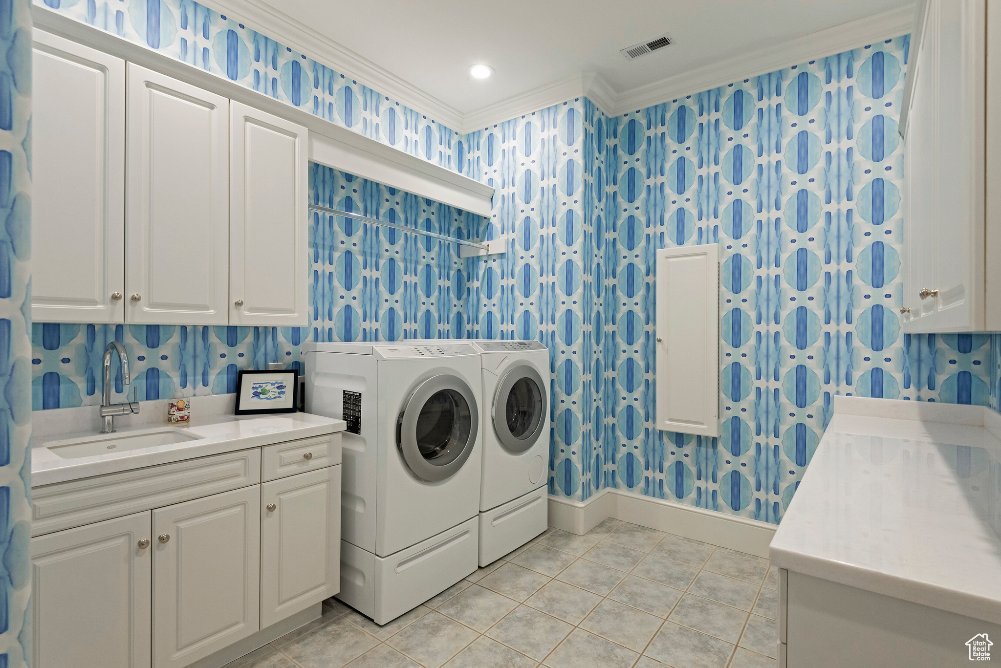 Sandy, Utah 84092, United States, 8 Bedrooms Bedrooms, ,10 BathroomsBathrooms,Residential,Pending,18868