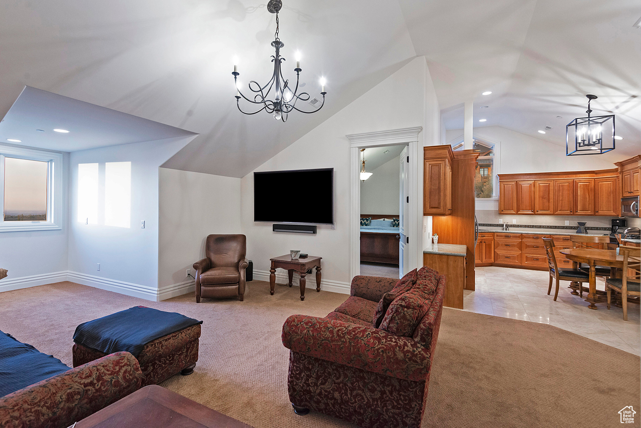 Sandy, Utah 84092, United States, 8 Bedrooms Bedrooms, ,10 BathroomsBathrooms,Residential,Pending,18868