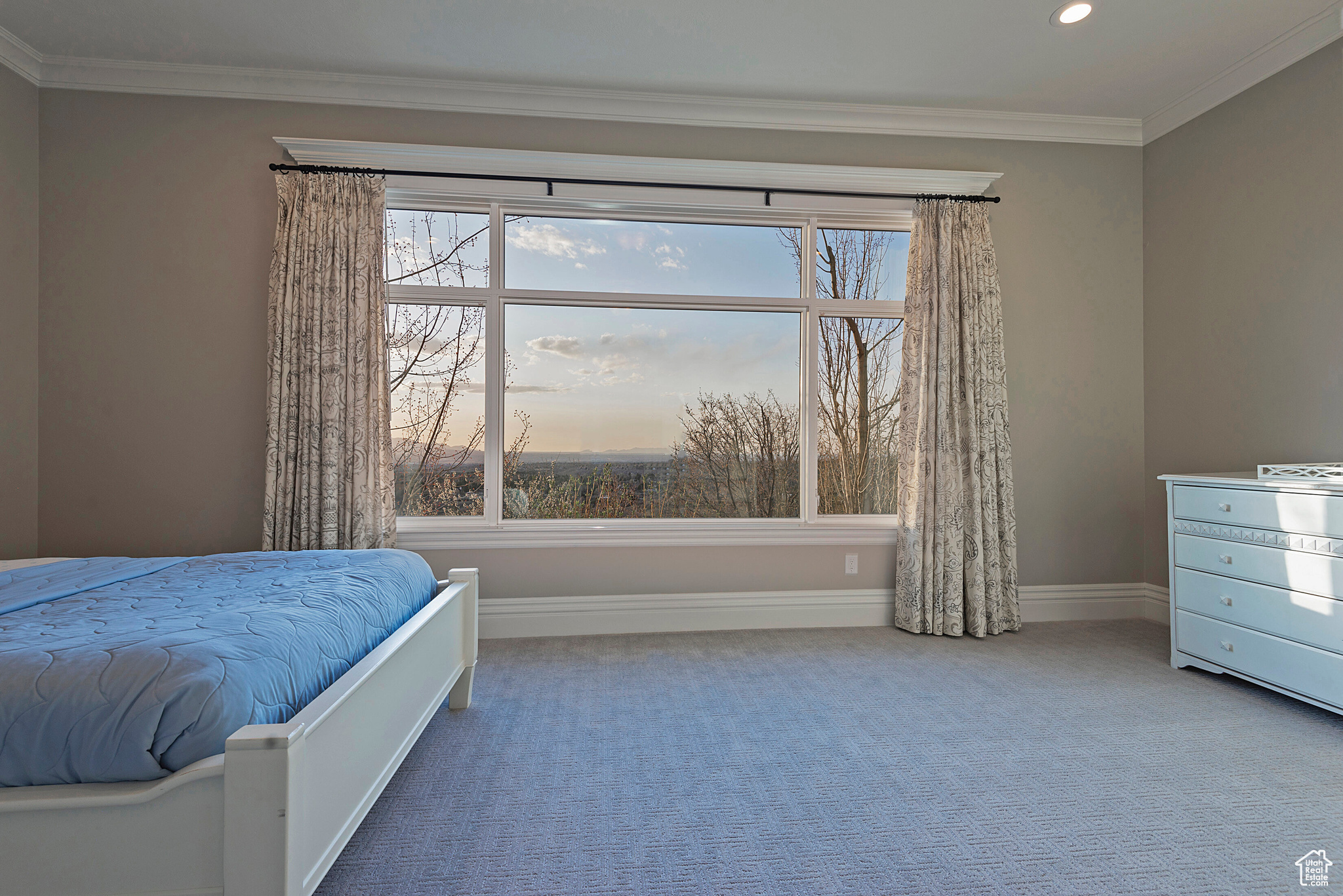 Sandy, Utah 84092, United States, 8 Bedrooms Bedrooms, ,10 BathroomsBathrooms,Residential,Pending,18868