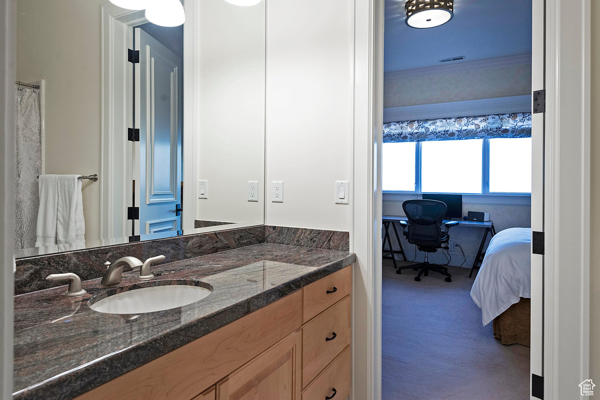 Sandy, Utah 84092, United States, 8 Bedrooms Bedrooms, ,10 BathroomsBathrooms,Residential,Pending,18868