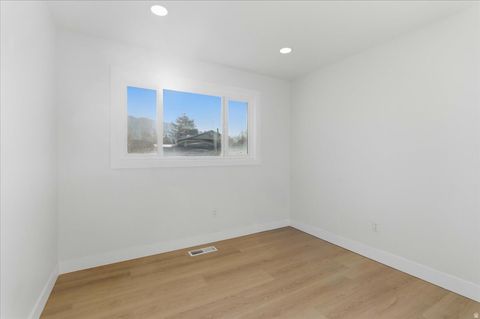 Tiny photo for 9886 S ANTIMONY LN, Sandy, UT 84094 (MLS # 2127063)
