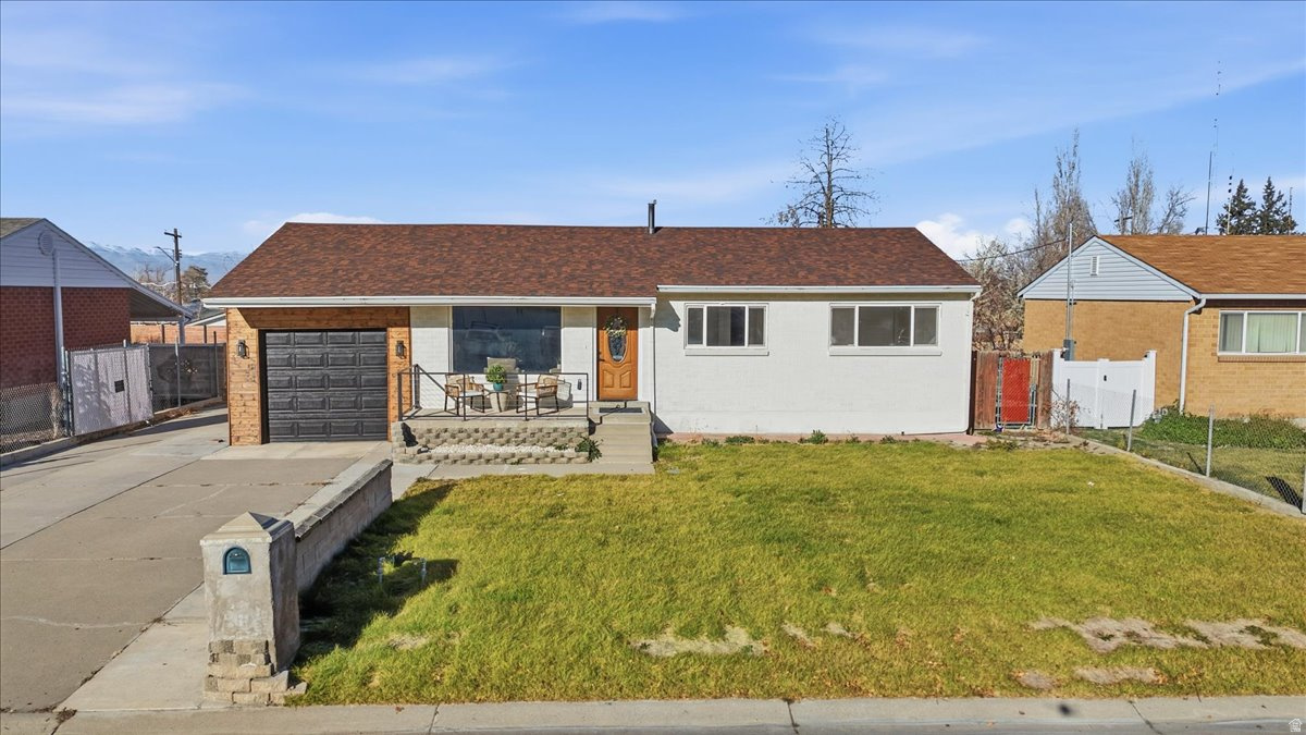 WHITE CITY - Residential