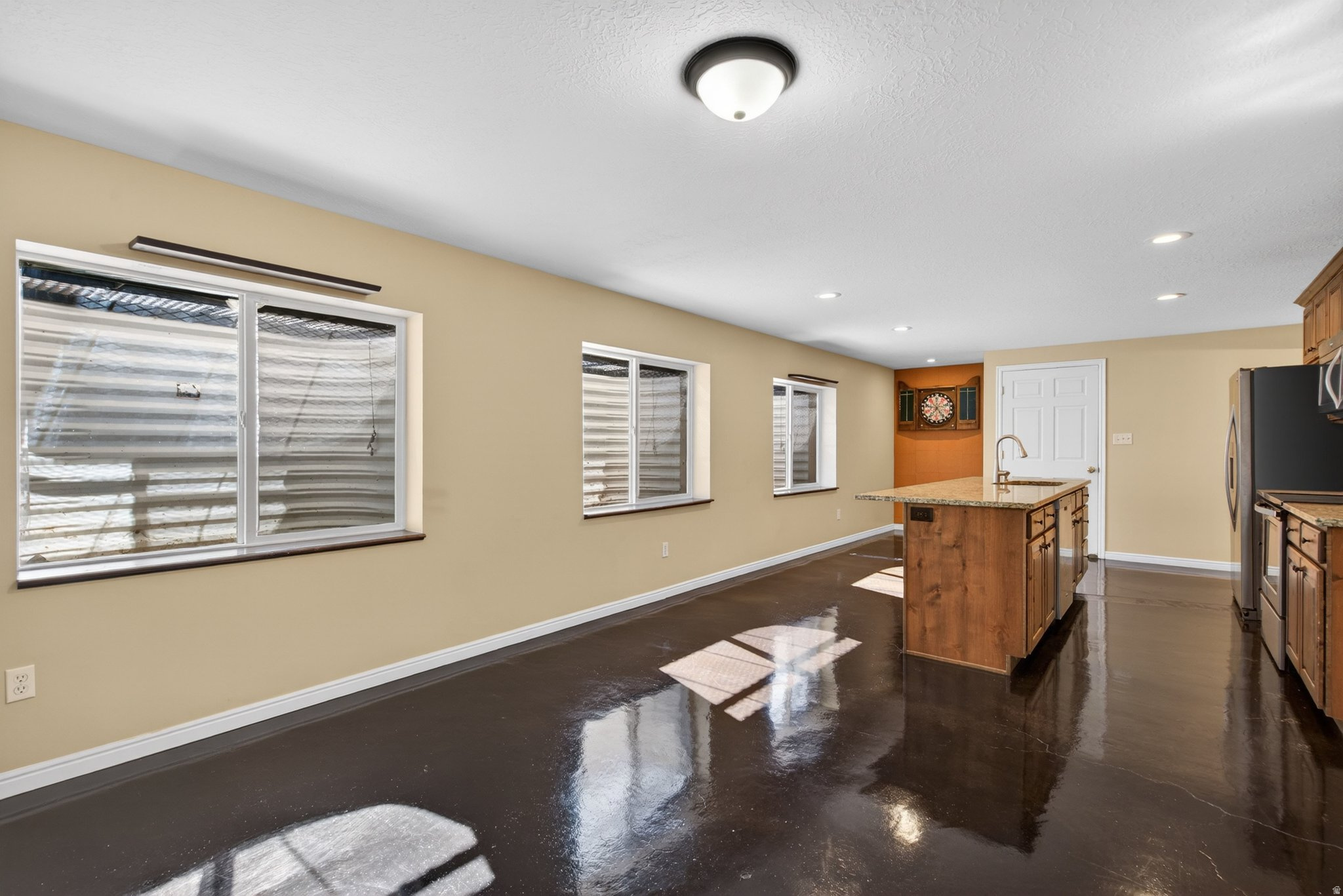 ROBERTS - Residential