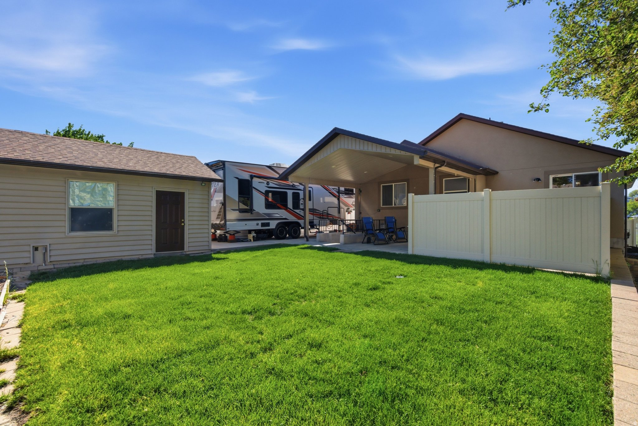 ROBERTS - Residential