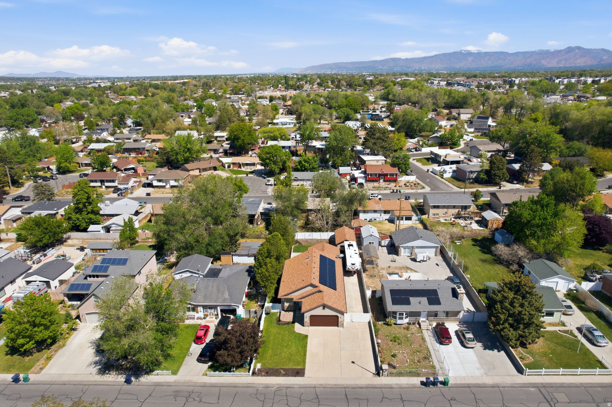 ROBERTS - Residential