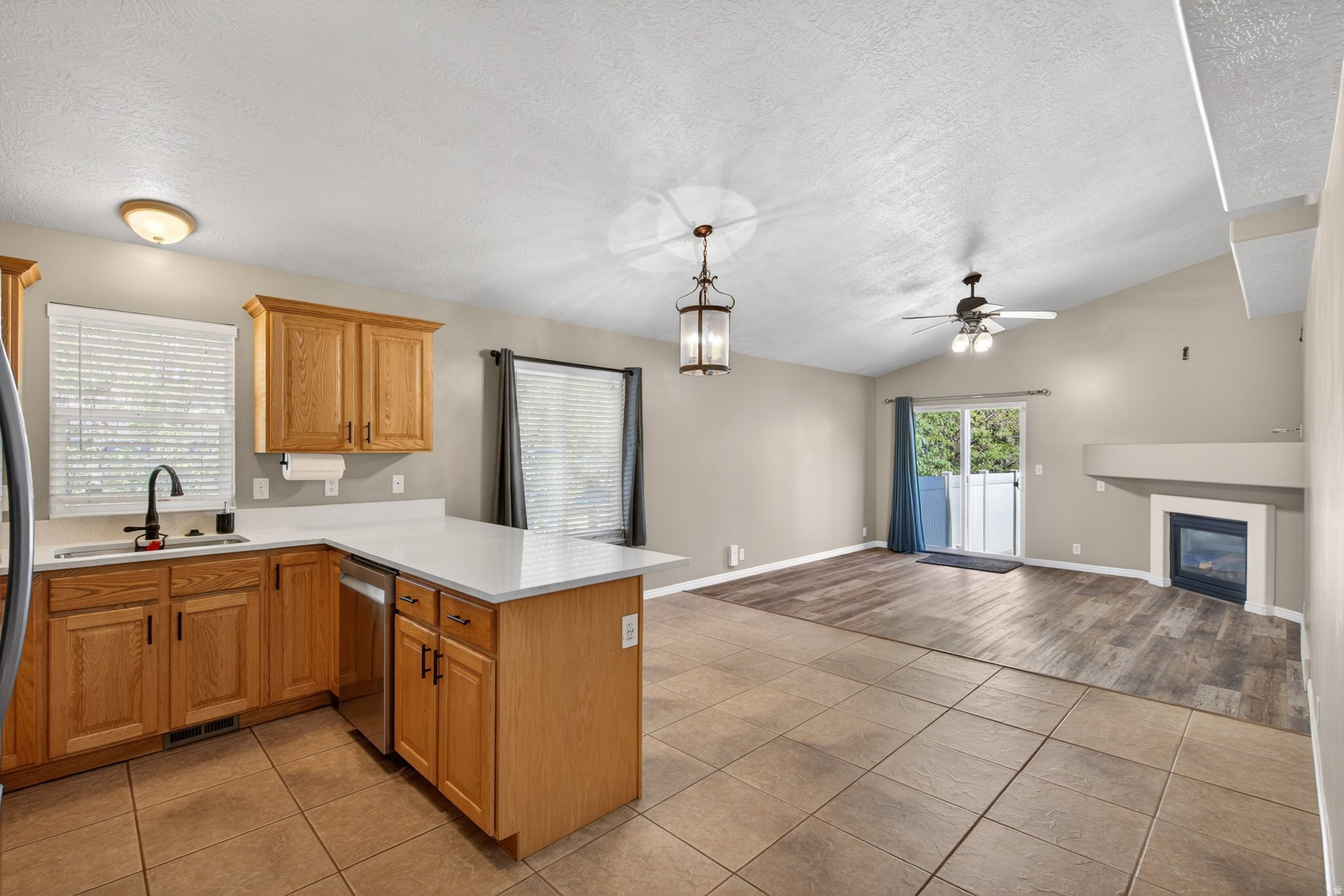 ROBERTS - Residential