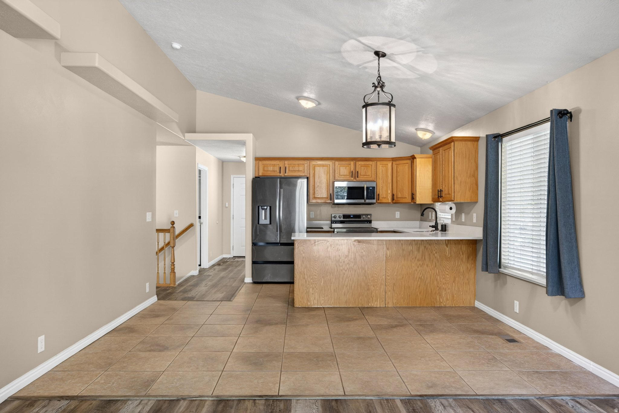 ROBERTS - Residential