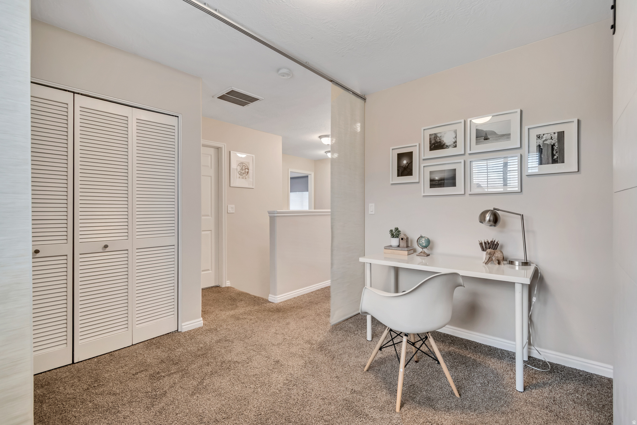 MONTGOMERY VILLA - Residential