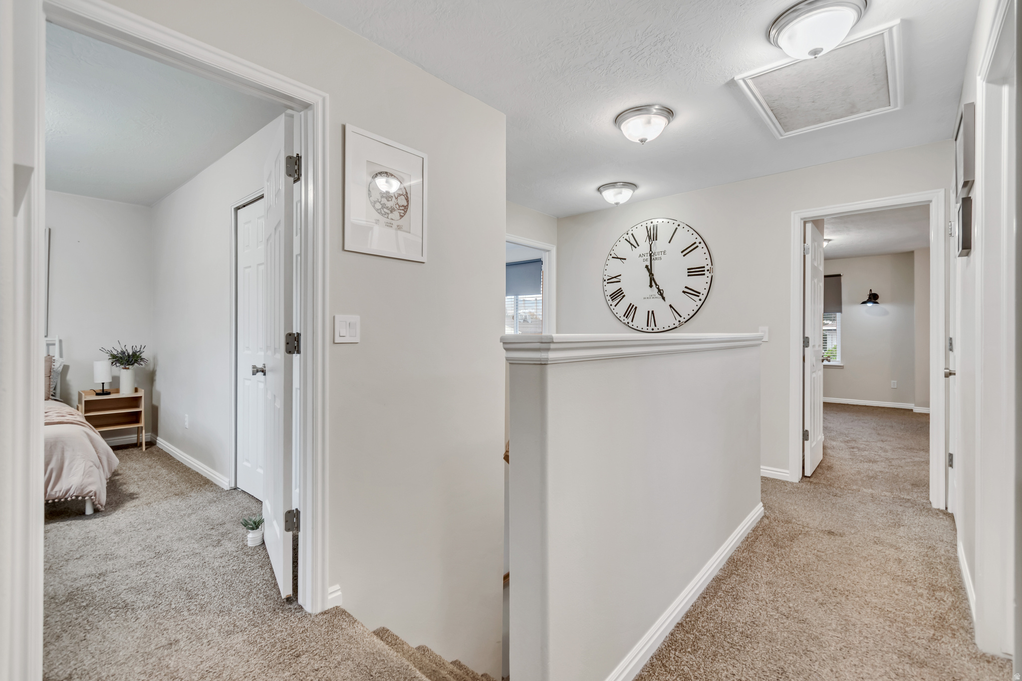 MONTGOMERY VILLA - Residential