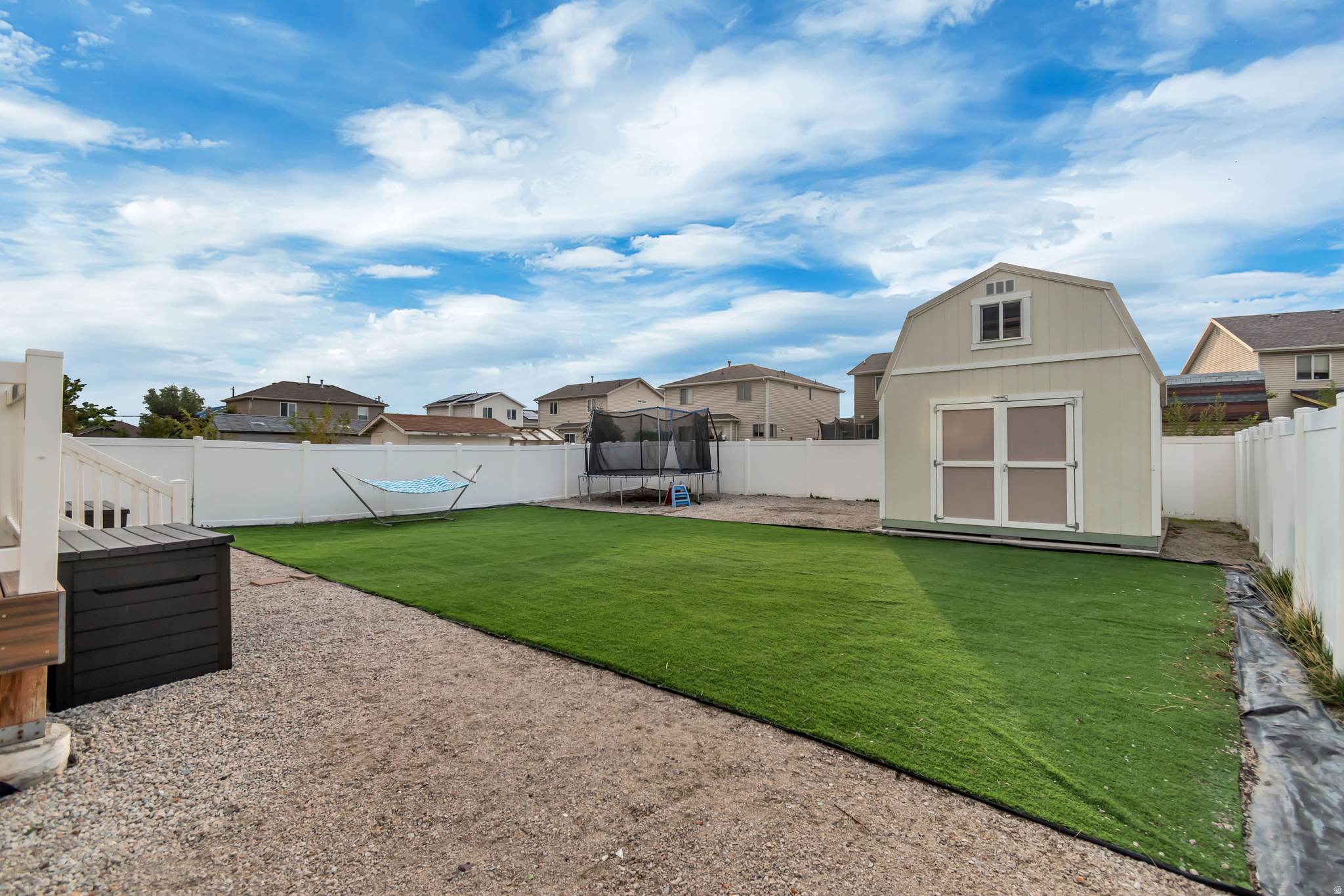 MONTGOMERY VILLA - Residential