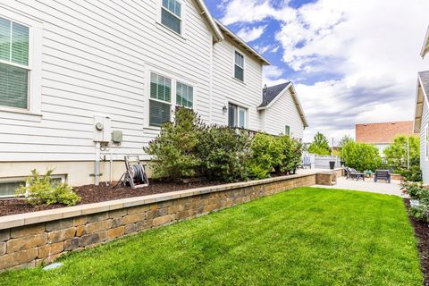 Tiny photo for 10742 S BEACH COMBER WAY #162, South Jordan, UT 84009 (MLS # 2170467)