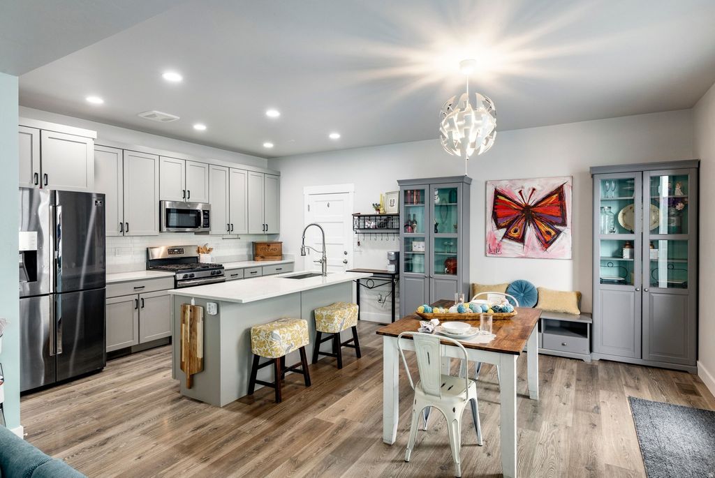 Photo of 10742 S BEACH COMBER WAY #162, South Jordan, UT 84009 (MLS # 2170467)