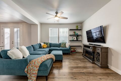 Tiny photo for 10742 S BEACH COMBER WAY #162, South Jordan, UT 84009 (MLS # 2170467)