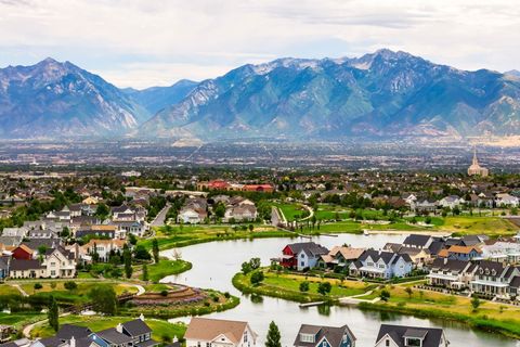Tiny photo for 10742 S BEACH COMBER WAY #162, South Jordan, UT 84009 (MLS # 2170467)