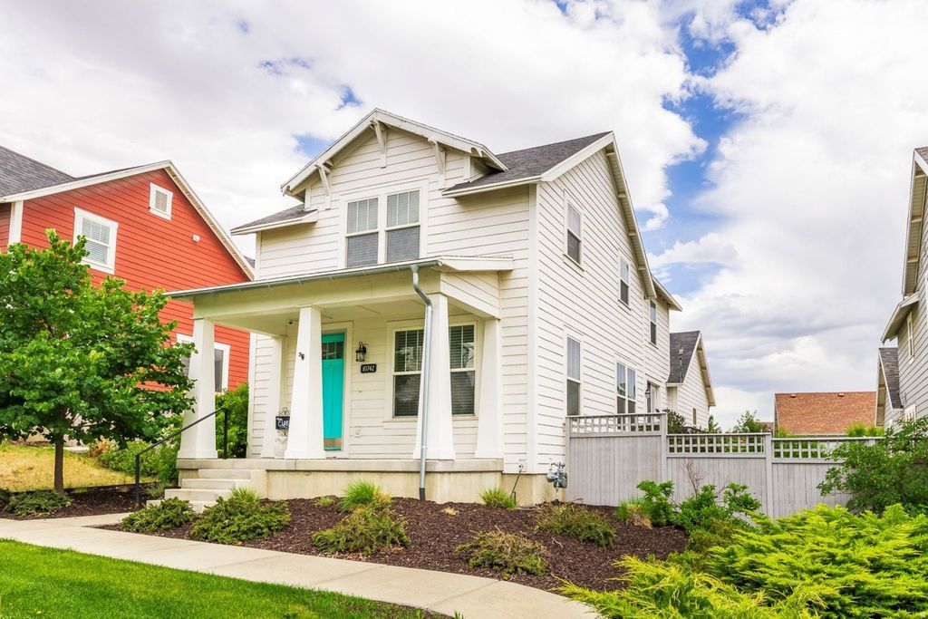 Photo of 10742 S BEACH COMBER WAY #162, South Jordan, UT 84009 (MLS # 2170467)