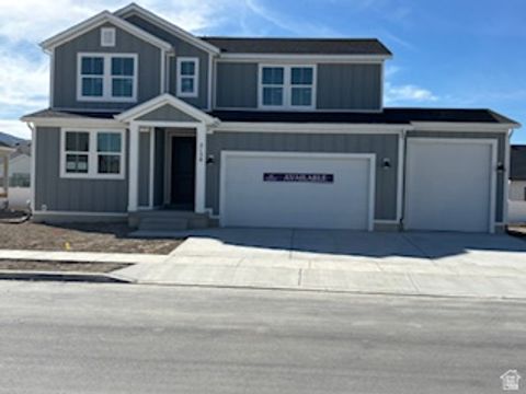 Photo of 2158 E GRANITE LN, Eagle Mountain, UT 84005 (MLS # 2137922)
