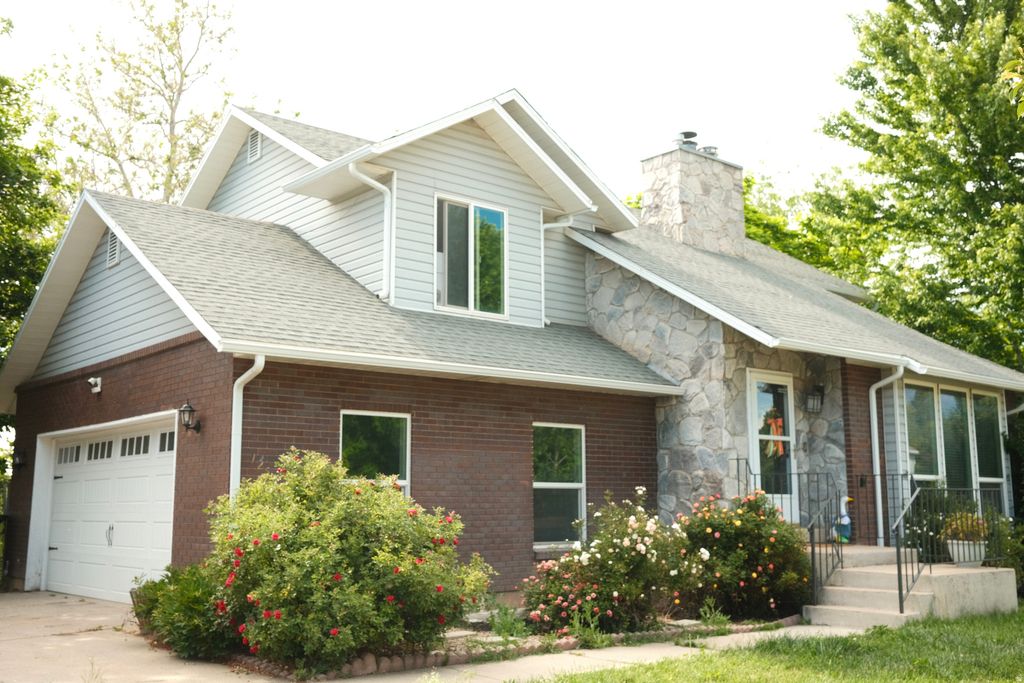 Photo of 1259 ASH DR, Layton, UT 84040 (MLS # 2163075)