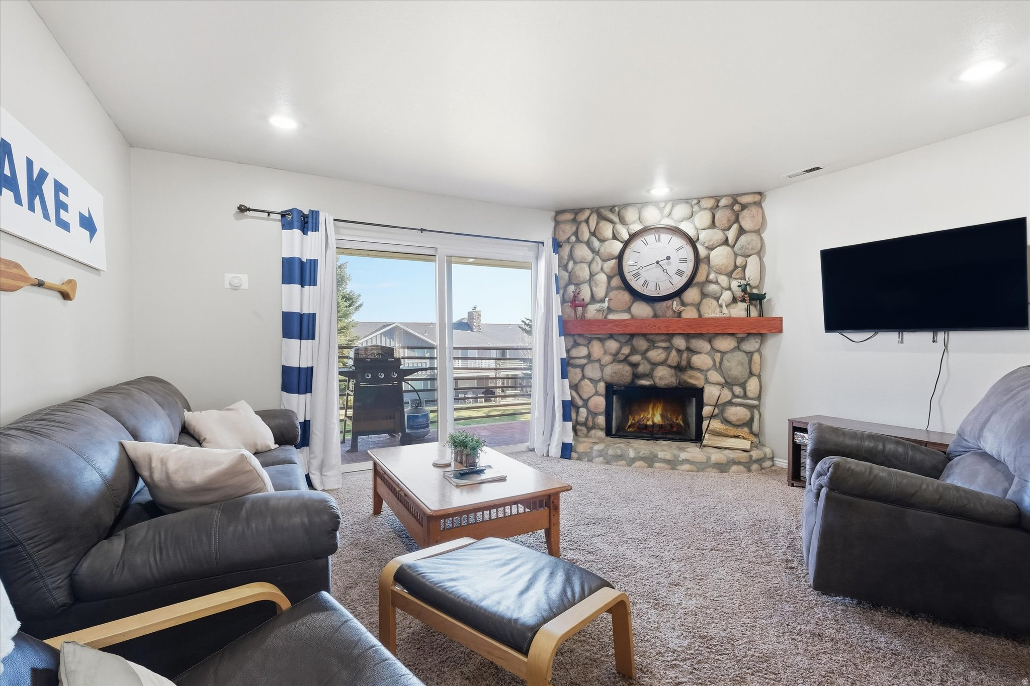 HARBOR VILLAGE - Residential