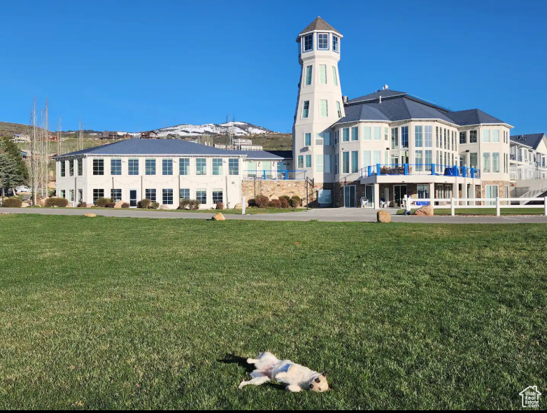 HARBOR VILLAGE - Residential
